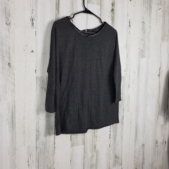 3/$15 Zara W&B collection gray long sleeve size medium - Picture 1 of 11